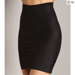 SPANX Half Slip Skirt Black Women’s Size Large Shapewear